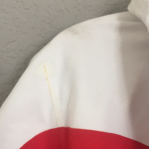 Patagonia Two Toned Red & White Ski Snow Jacket - Picture 9 of 13